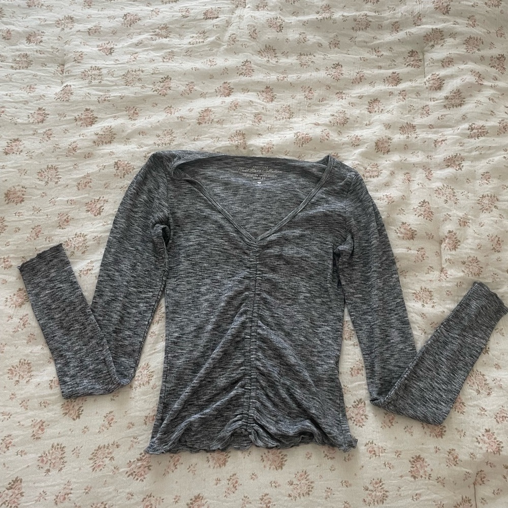 Hollister Charcoal Long Sleeve V-Neck Top